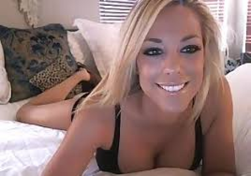 goodIvy 1 Bisexual,Blonde,E cup, 75kg,Couples